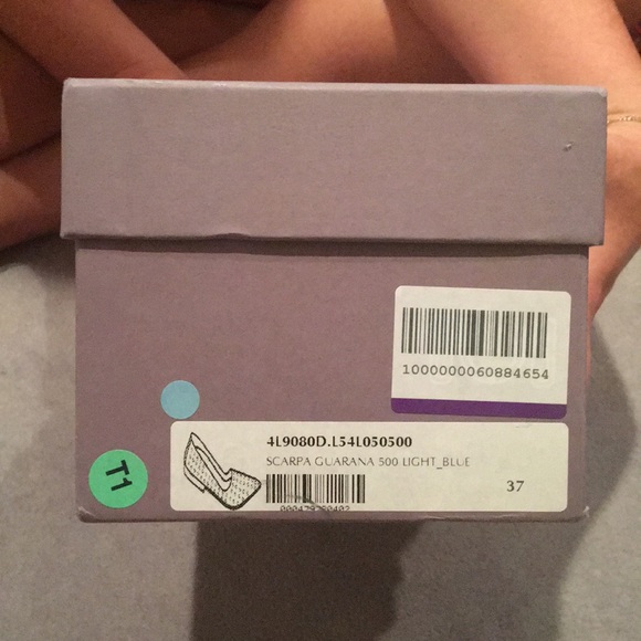 NWT - VIC leather and suede flats - Picture 7 of 7